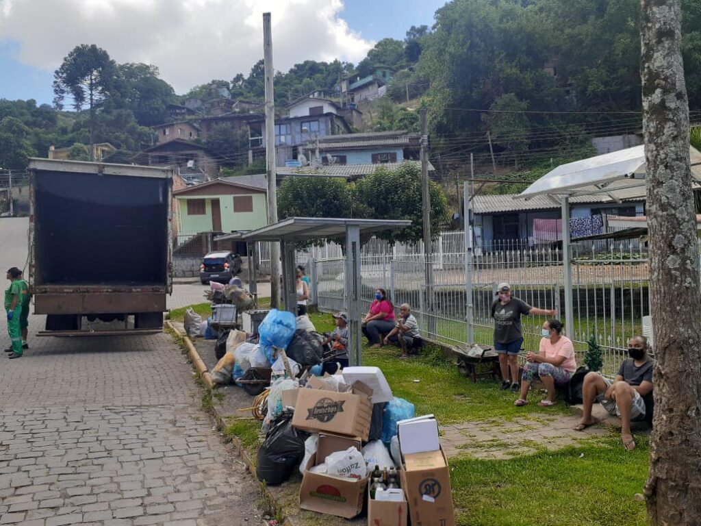 Nesta semana, Troca Solidária também ocorre na quinta-feira.