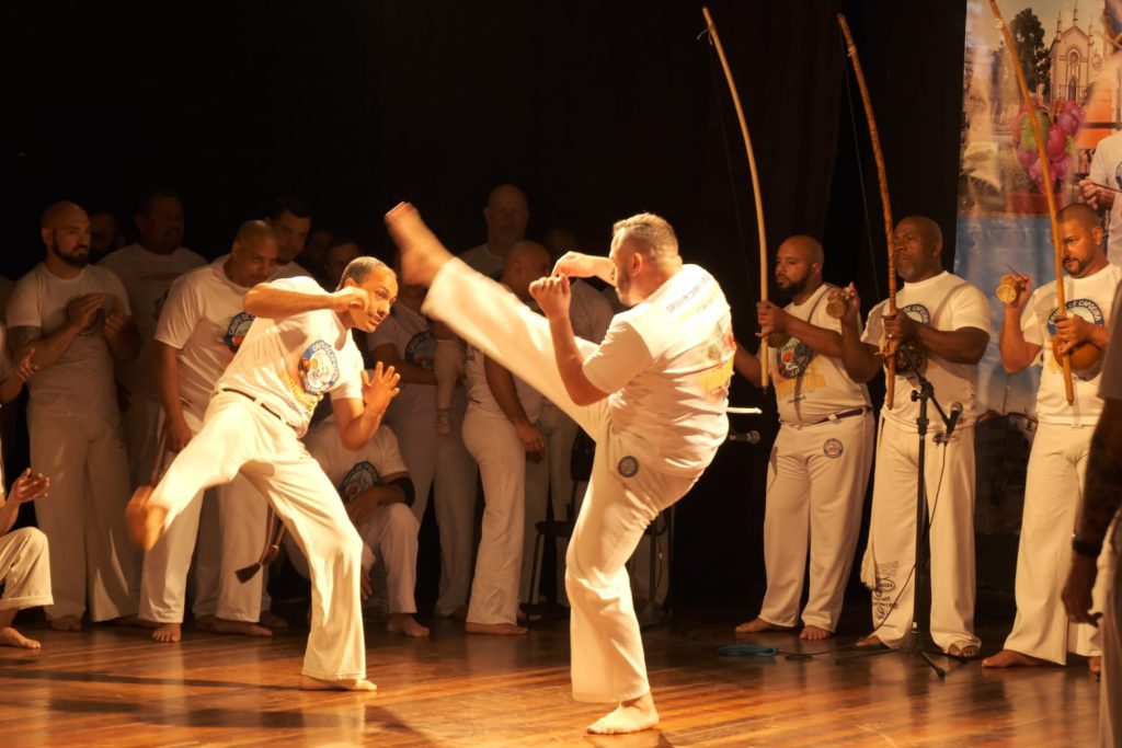 Cultura promove Aulão Aberto de Capoeira com o professor Tucano e o Mestre Chocolate